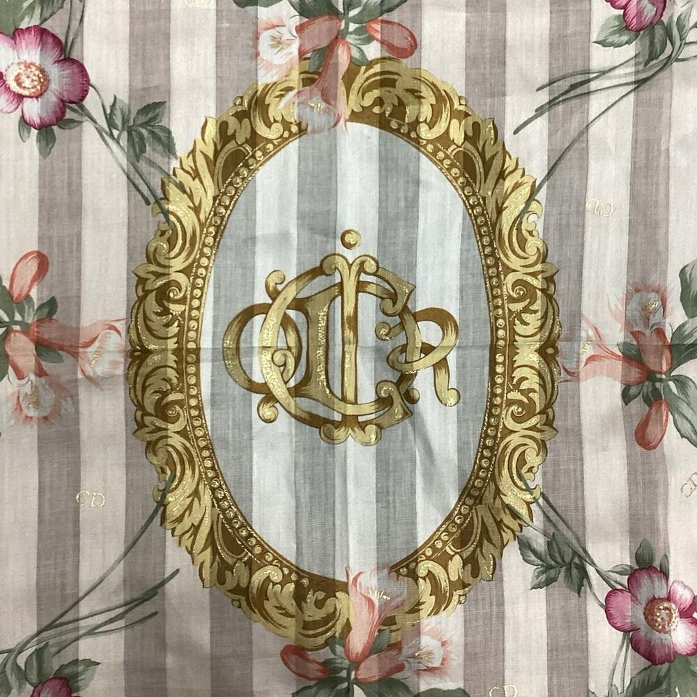 Christian Dior Scarf With Beautiful Pink Floral Print And Gold Logos - Picture 4 of 6